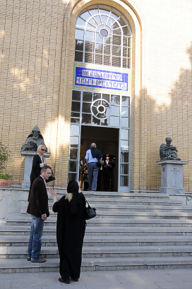 Vank Museum: at left is statue of Bishop Khachatur Gesaratsi, inventor of printing press in Iran.
