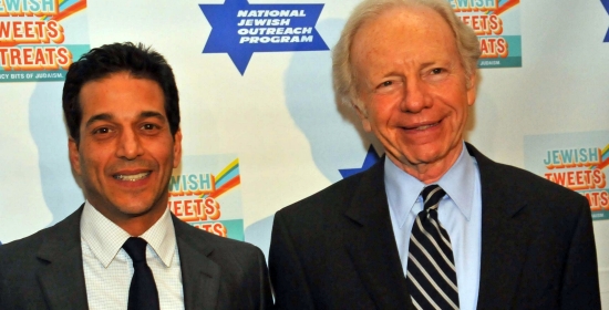 Jay Domb and Sen. Joseph Lieberman
