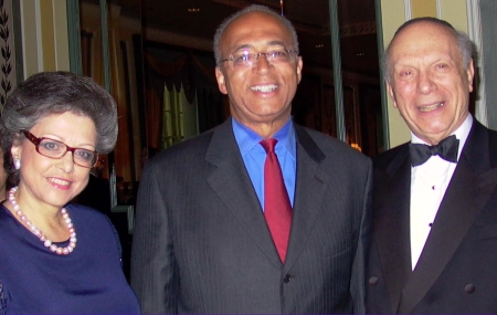 Elisabeth Schneier, NYC Comptroller William Thompson Jr, and Rabbi Arthur Schneier