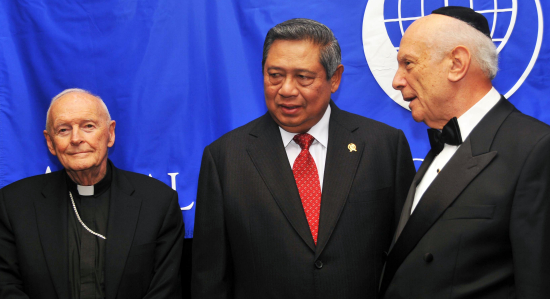 Cardinal Theodore E. McCarrick, Archbishop Emeritus of Washington, with President Yudhoyono and Rabbi Arthur Schneier