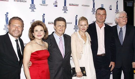 Mike Burstyn, Tovah Feldshuh, Naomi Watts, Liev Schreiber and Phil Donahue